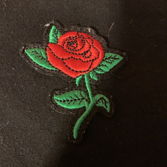 Large black crop top hoodie - Picture 2 of 3